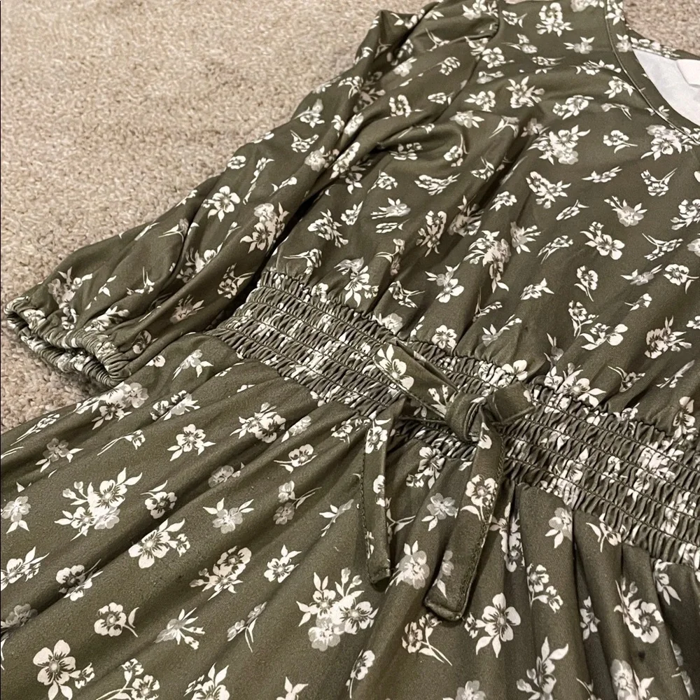 Market & Spruce Olive Dress with White Floral Design